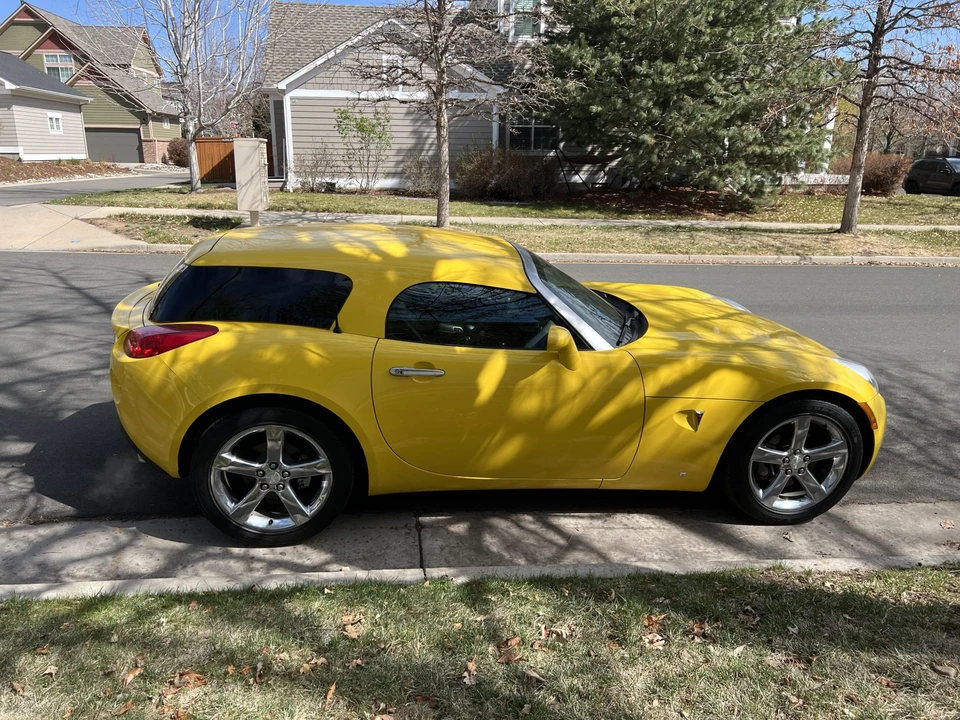 2007 Pontiac Solstice GXP - Image 13 of 31