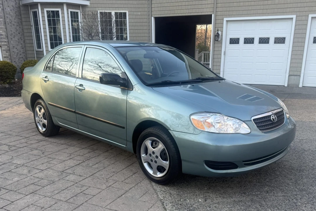 2007 Toyota Corolla 10th Gen - Image 1 of 21