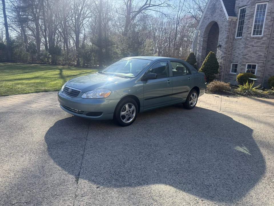 2007 Toyota Corolla 10th Gen - Image 2 of 21