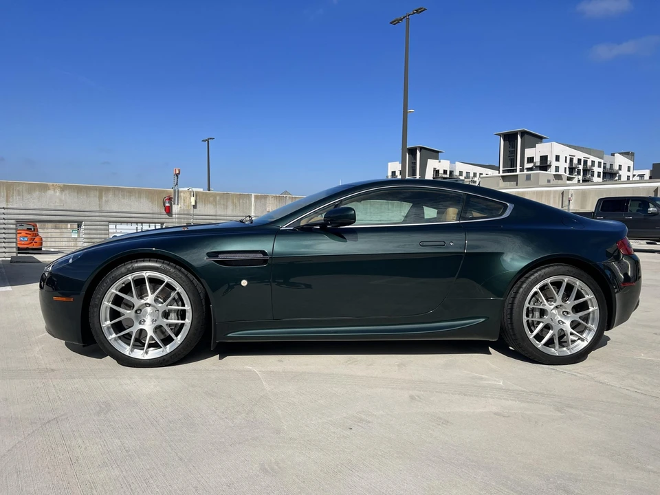 2008 Aston Martin V8 Vantage (2006-2017) - Image 15 of 31