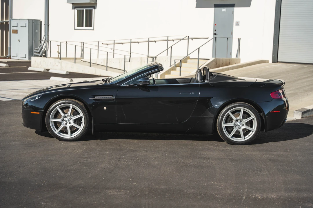 2008 Aston Martin V8 Vantage (2006-2017) - Image 9 of 31