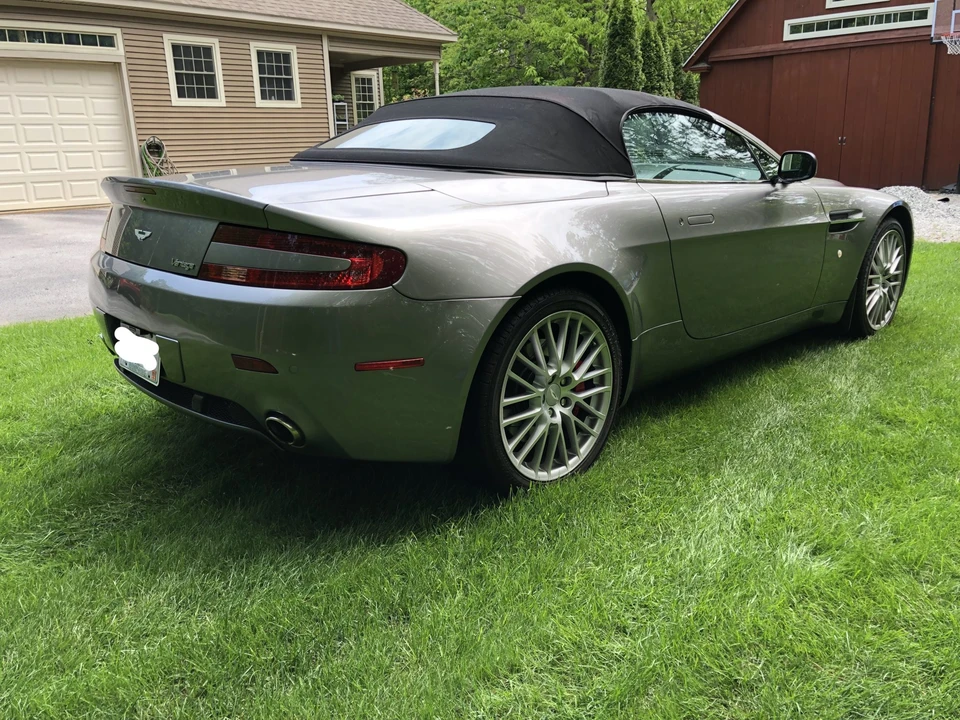 2009 Aston Martin V8 Vantage (2006-2017) - Image 12 of 31