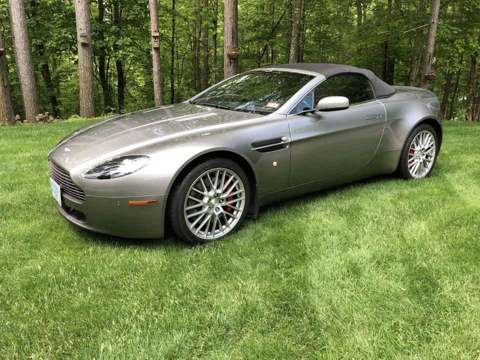 2009 Aston Martin V8 Vantage (2006-2017) - Image 16 of 31