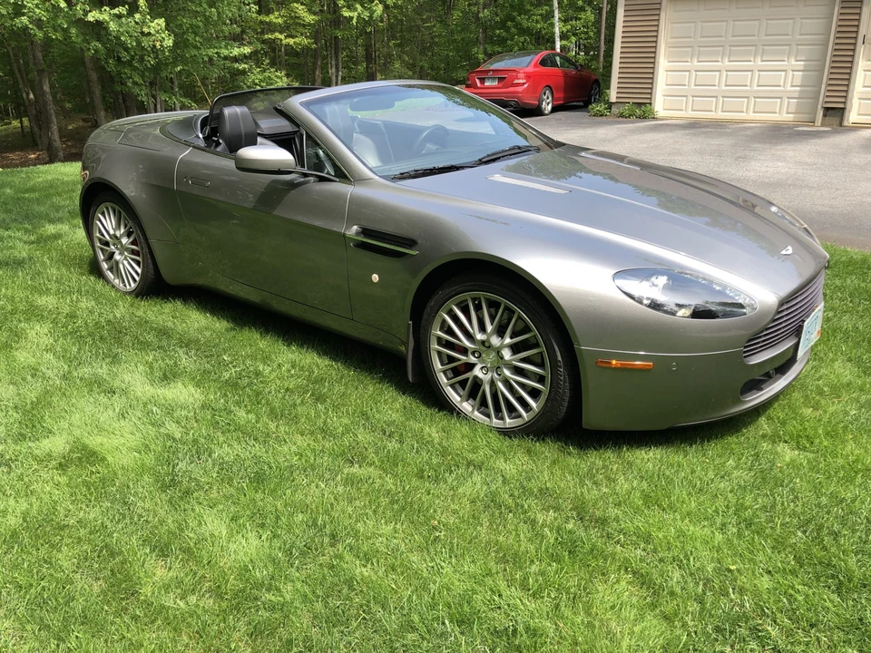 2009 Aston Martin V8 Vantage (2006-2017) - Image 22 of 31
