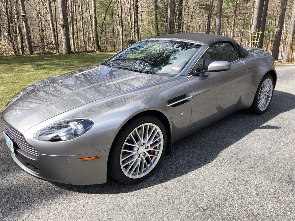 2009 Aston Martin V8 Vantage (2006-2017) - Image 8 of 31