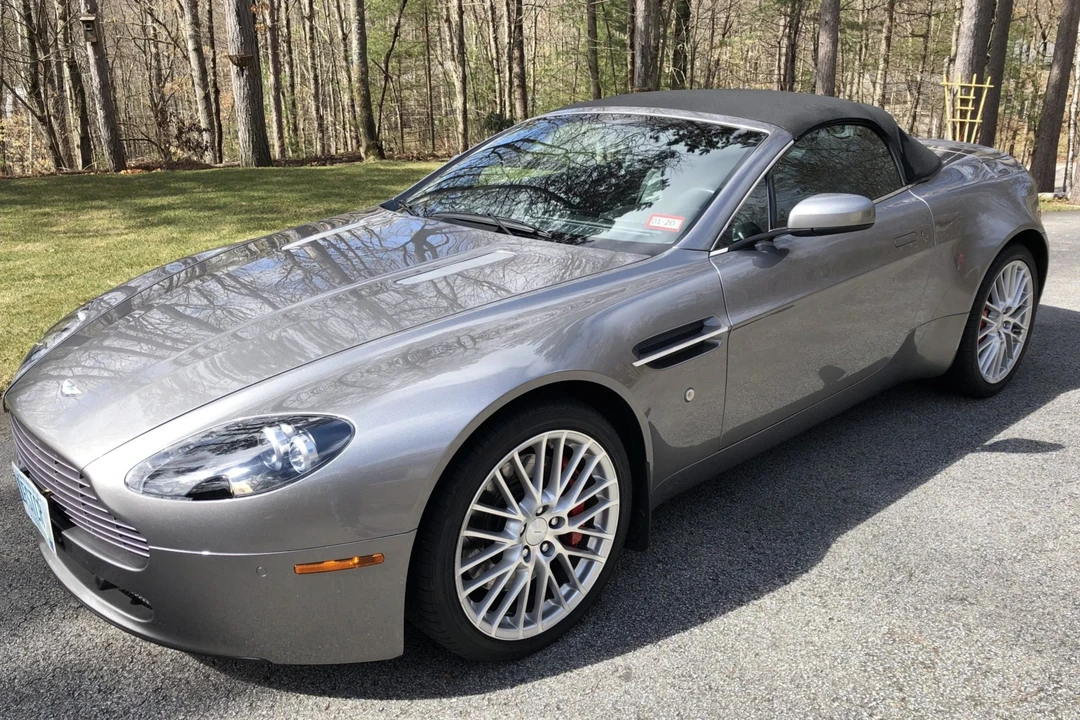 2009 Aston Martin V8 Vantage (2006-2017) - Image 1 of 31