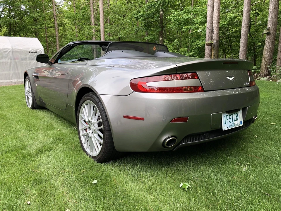 2009 Aston Martin V8 Vantage (2006-2017) - Image 2 of 31