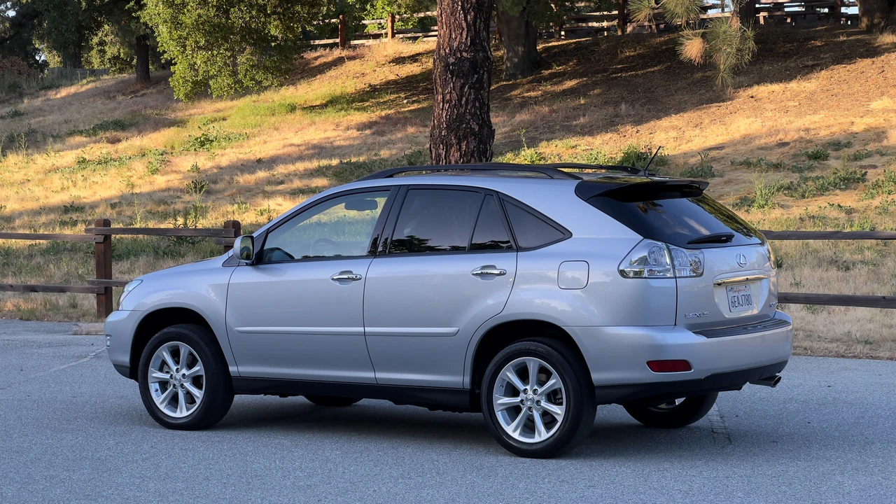 2009 Lexus RX 2nd Gen - Image 13 of 31