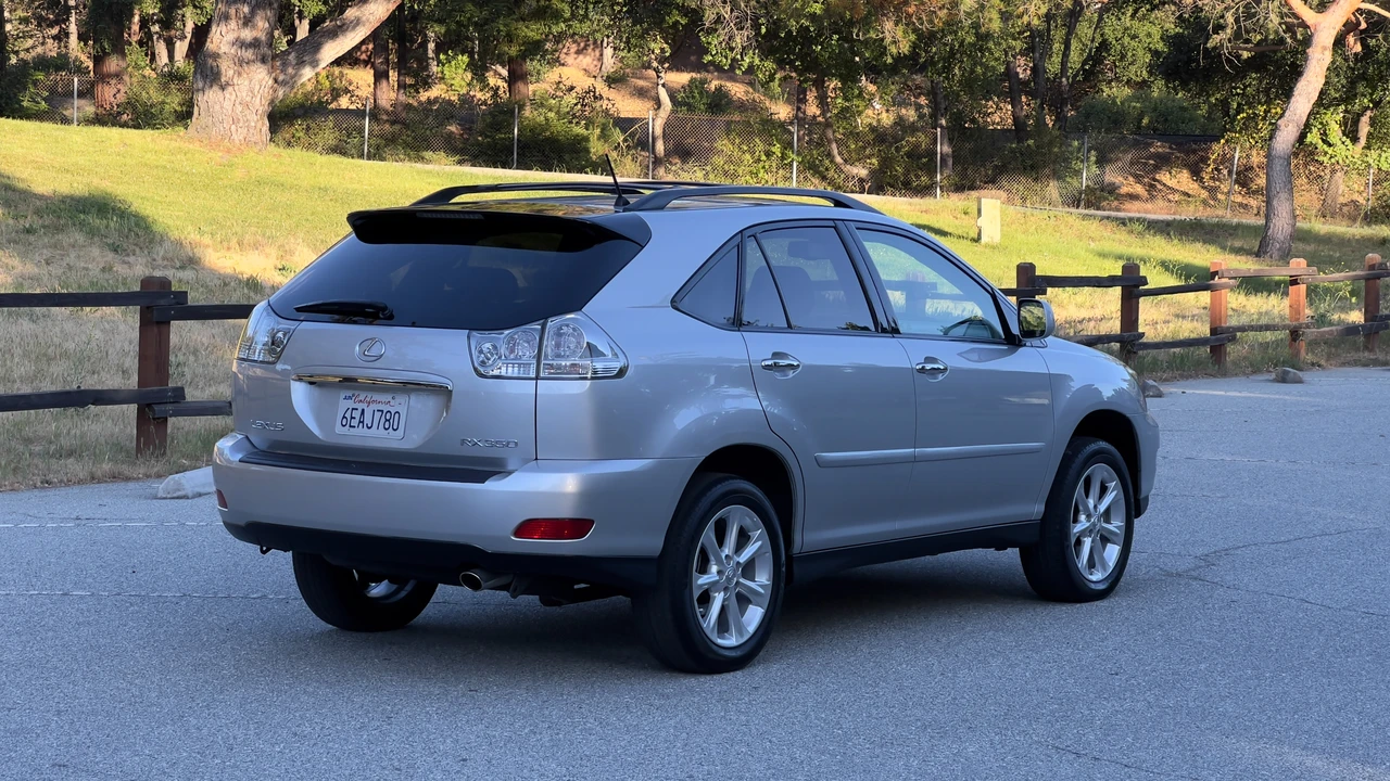 2009 Lexus RX 2nd Gen - Image 24 of 31