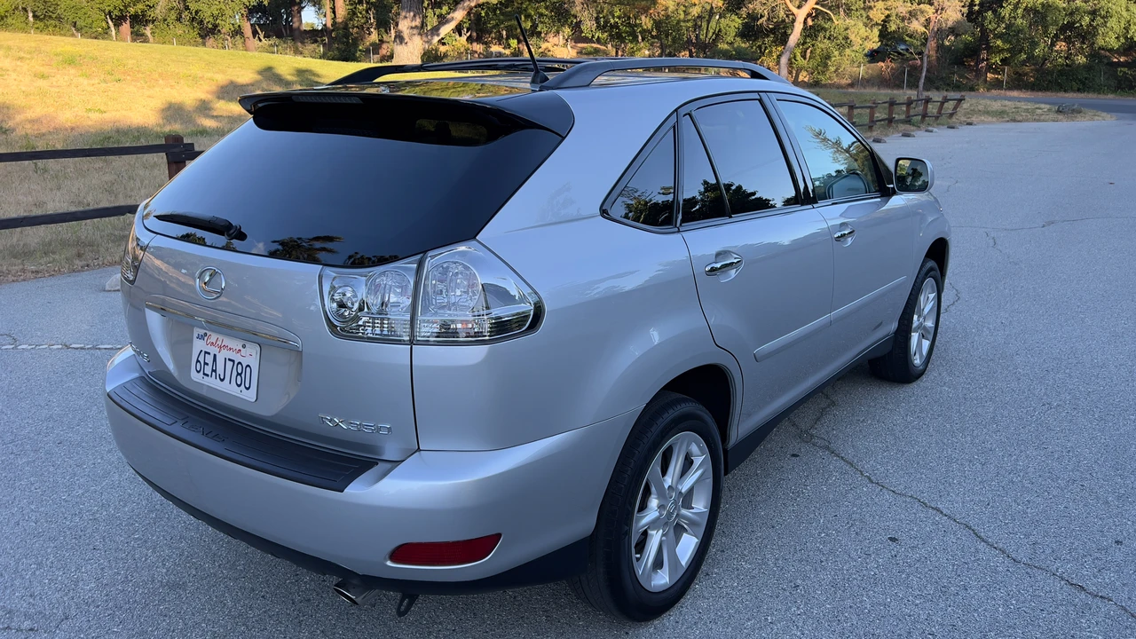 2009 Lexus RX 2nd Gen - Image 23 of 31