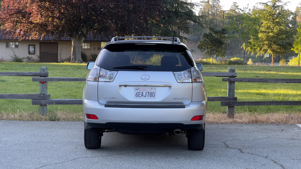2009 Lexus RX 2nd Gen - Image 18 of 31