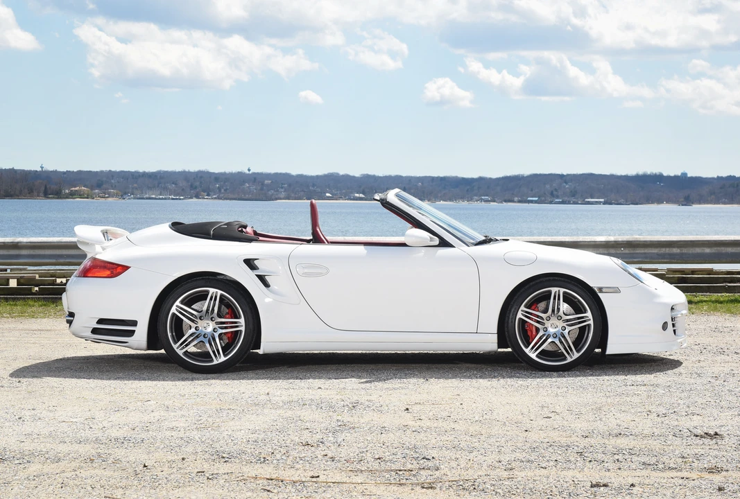 2009 Porsche 997 Turbo - Image 18 of 31