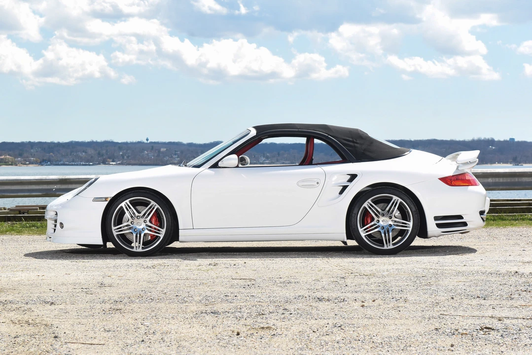 2009 Porsche 997 Turbo - Image 29 of 31