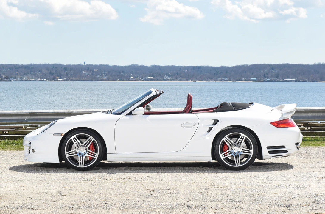 2009 Porsche 997 Turbo - Image 7 of 31