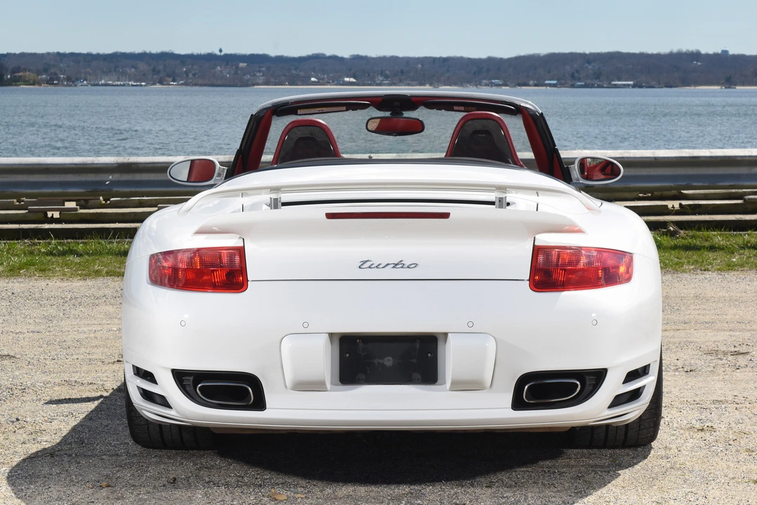2009 Porsche 997 Turbo - Image 14 of 31
