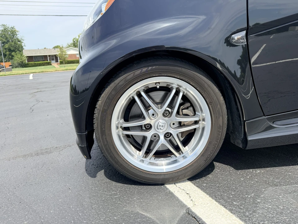 2009 Smart Fortwo 2nd Gen - Image 21 of 31