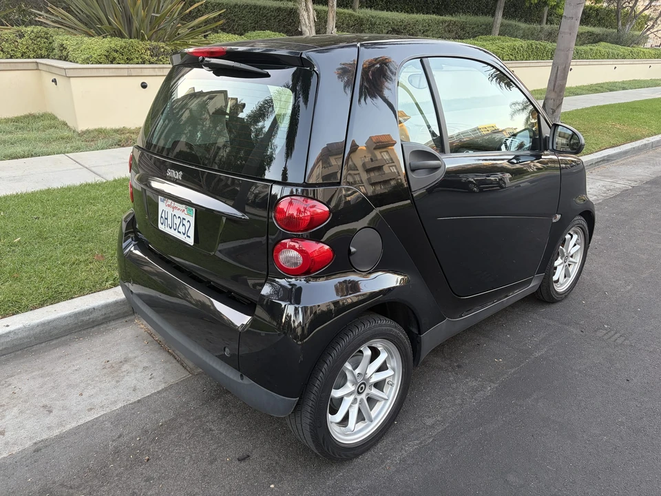 2009 Smart Fortwo 2nd Gen - Image 9 of 31