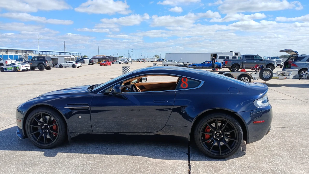 2010 Aston Martin V8 Vantage (2006-2017) - Image 19 of 31
