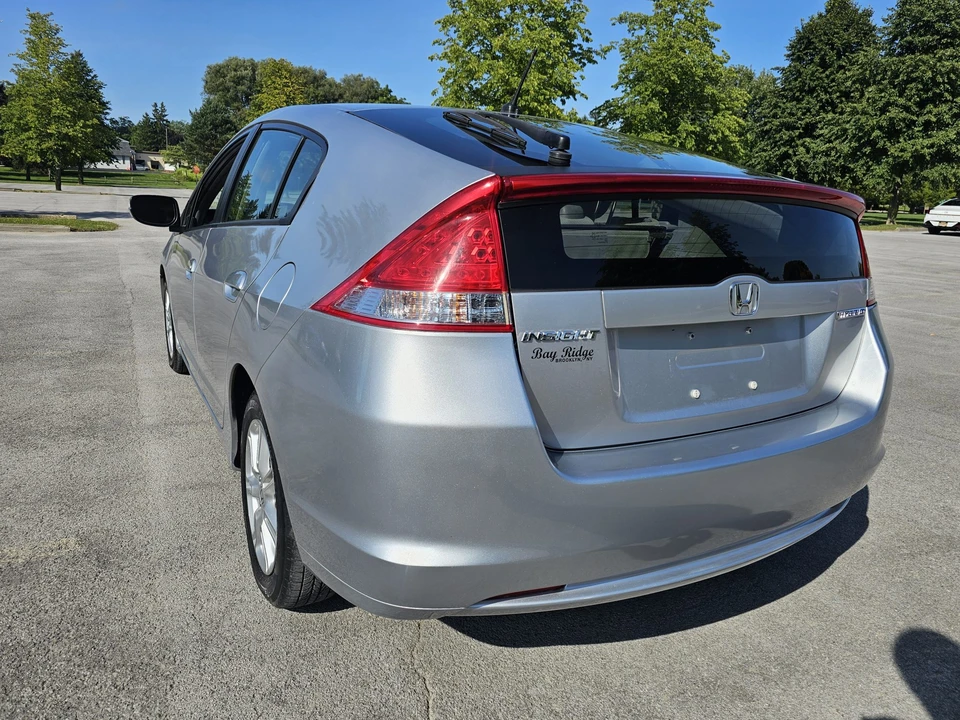 2010 Honda Insight 2nd Gen - Image 17 of 31