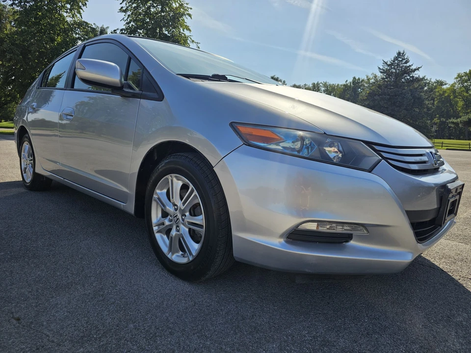 2010 Honda Insight 2nd Gen - Image 4 of 31
