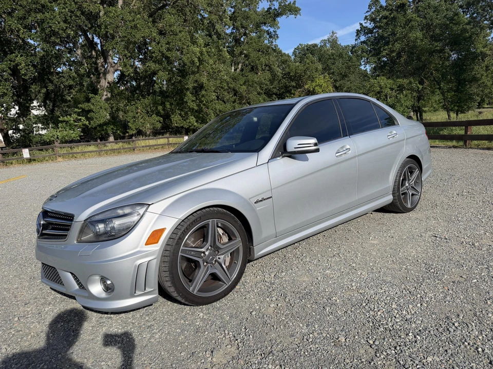 2010 Mercedes-Benz W204 C 63 AMG - Image 4 of 31