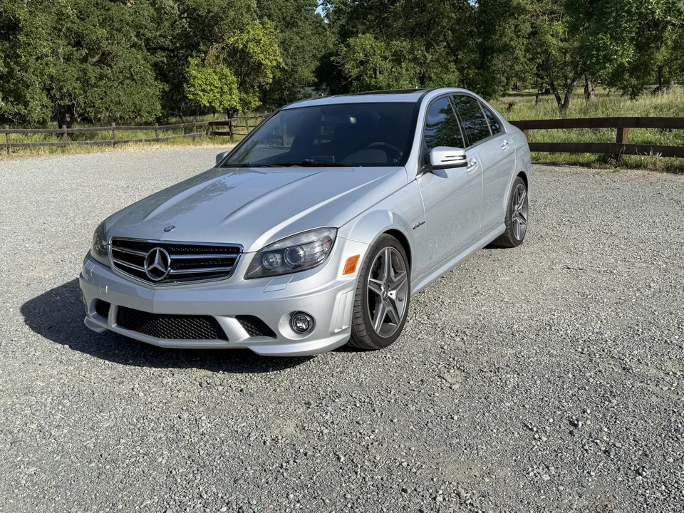 2010 Mercedes-Benz W204 C 63 AMG - Image 3 of 31