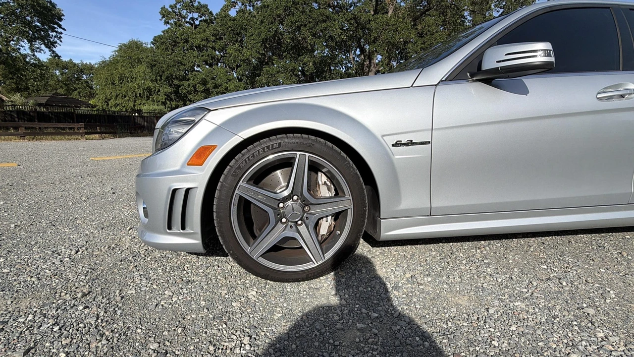 2010 Mercedes-Benz W204 C 63 AMG - Image 26 of 31