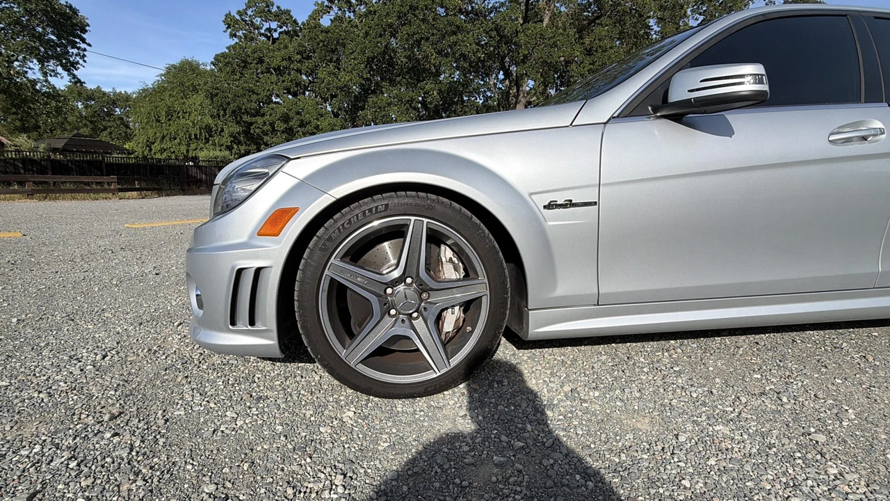 2010 Mercedes-Benz W204 C 63 AMG - Image 25 of 31