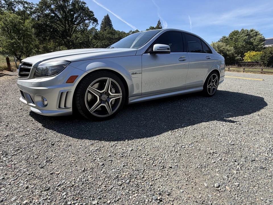 2010 Mercedes-Benz W204 C 63 AMG - Image 6 of 31