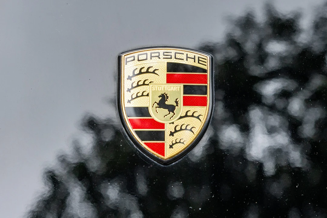 2010 Porsche 997 Carrera 4S - Image 19 of 31