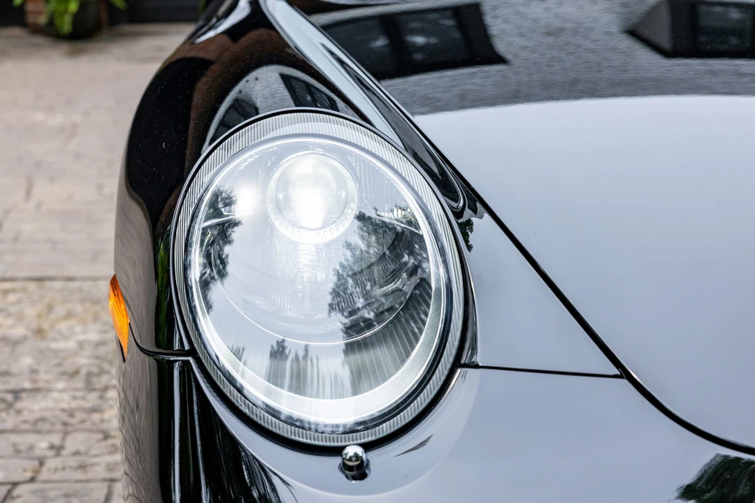 2010 Porsche 997 Carrera 4S - Image 17 of 31