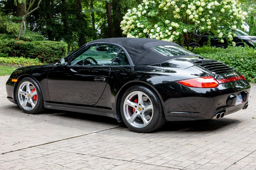 2010 Porsche 997 Carrera 4S - Image 4 of 31