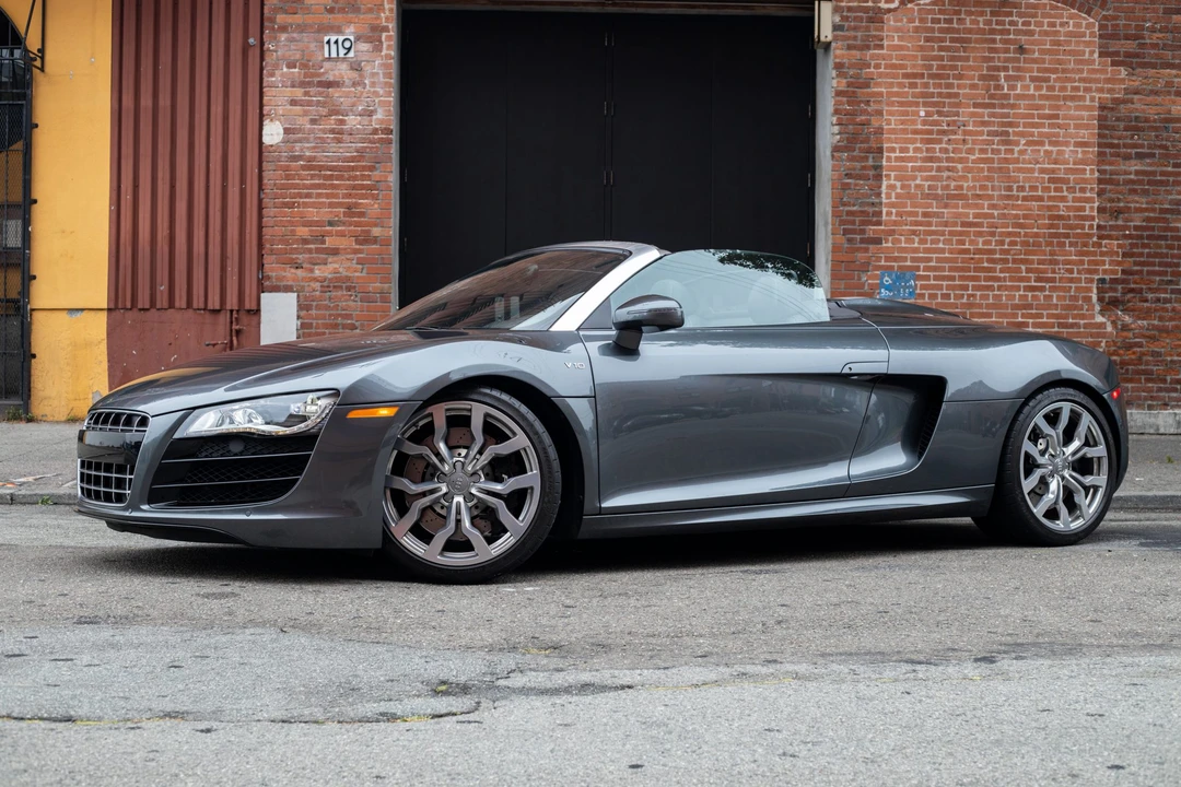 2011 Audi 42 R8 - Image 2 of 31