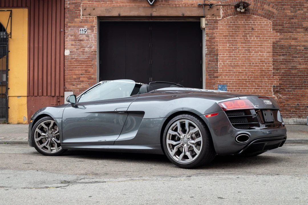 2011 Audi 42 R8 - Image 4 of 31