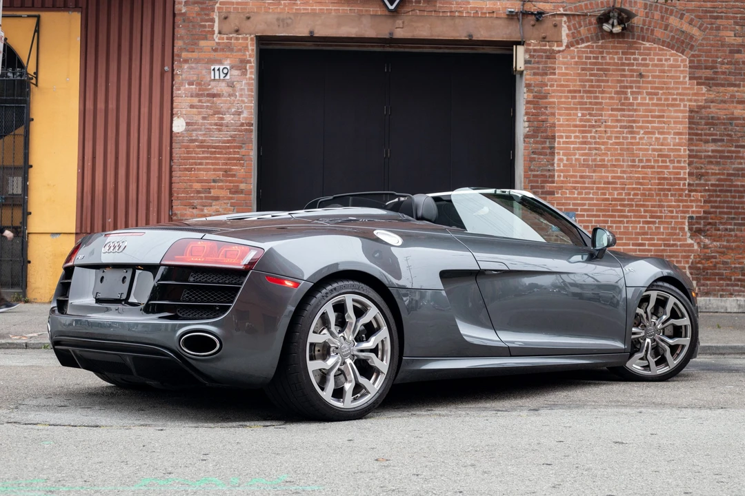 2011 Audi 42 R8 - Image 6 of 31