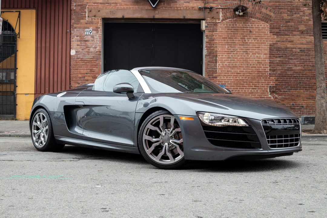 2011 Audi 42 R8 - Image 8 of 31