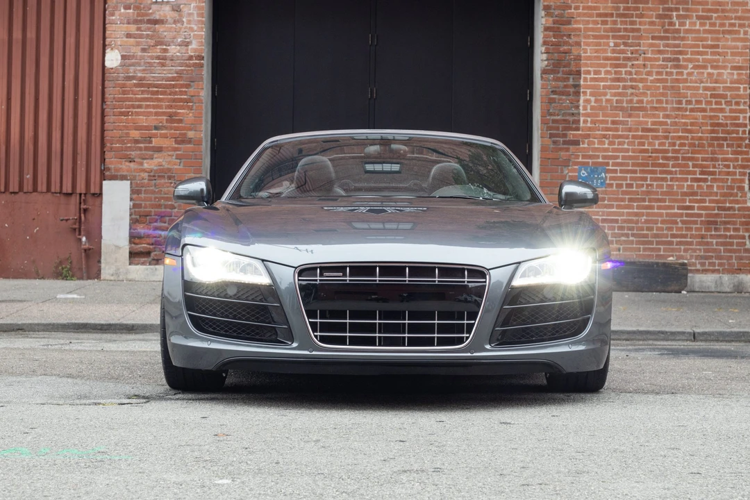 2011 Audi 42 R8 - Image 9 of 31
