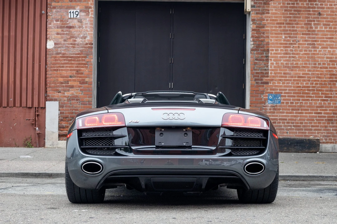 2011 Audi 42 R8 - Image 5 of 31