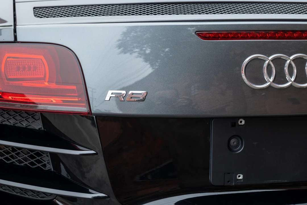 2011 Audi 42 R8 - Image 23 of 31
