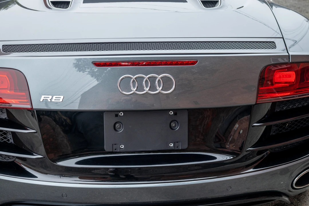2011 Audi 42 R8 - Image 25 of 31