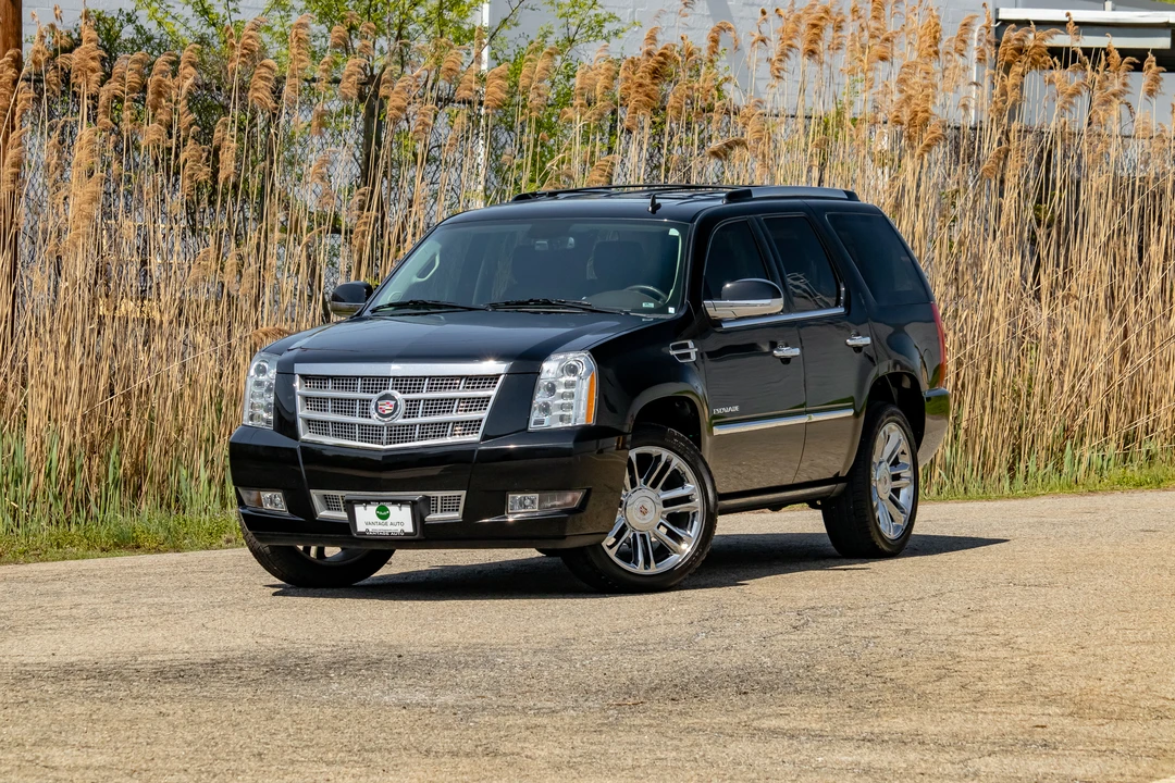 2011 Cadillac Escalade & EXT 3rd Gen - Image 12 of 31