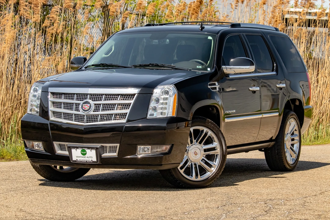 2011 Cadillac Escalade & EXT 3rd Gen - Image 14 of 31