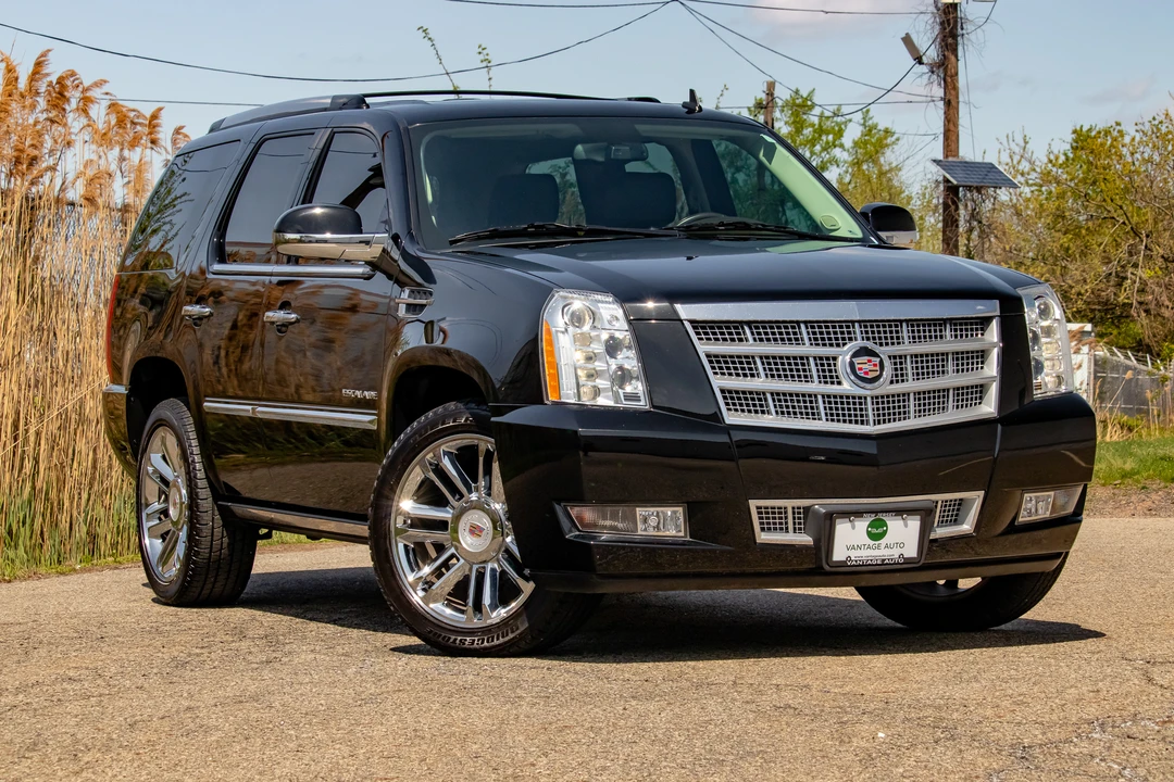 2011 Cadillac Escalade & EXT 3rd Gen - Image 6 of 31
