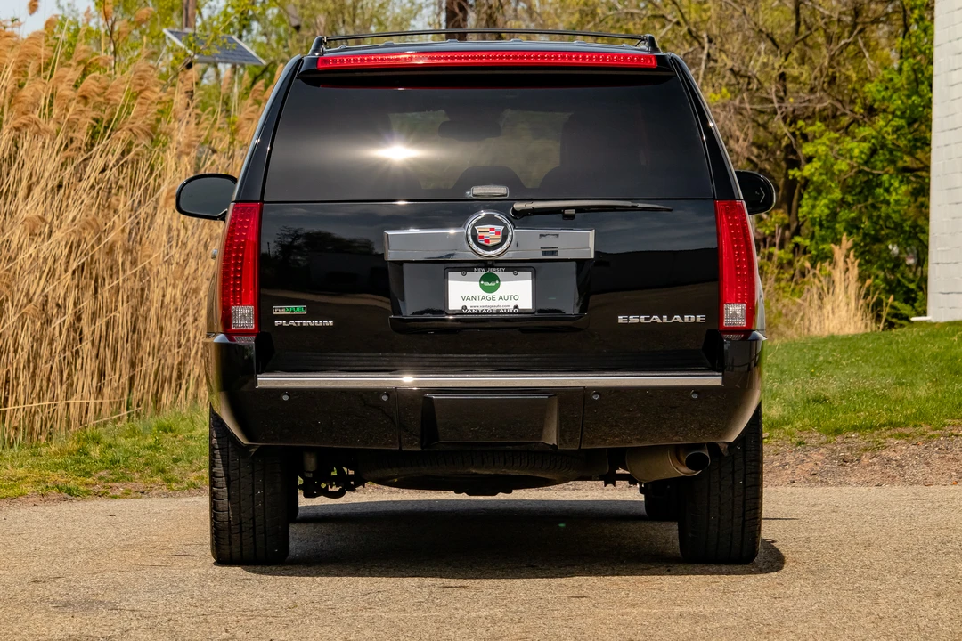 2011 Cadillac Escalade & EXT 3rd Gen - Image 24 of 31