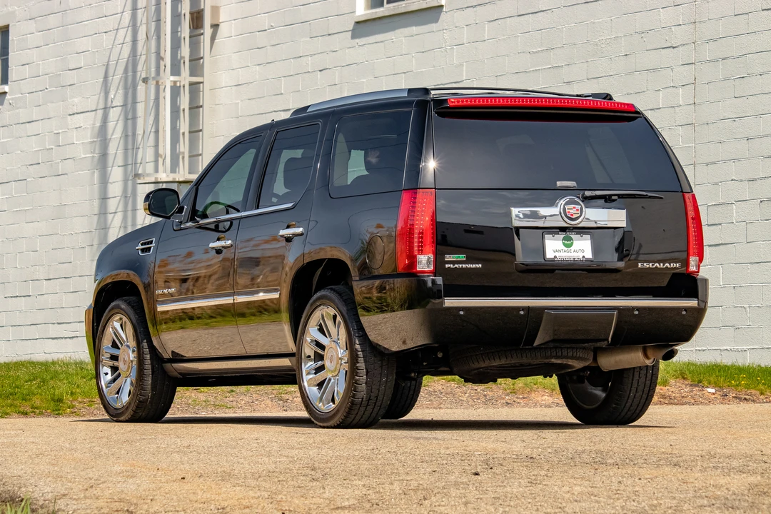 2011 Cadillac Escalade & EXT 3rd Gen - Image 22 of 31