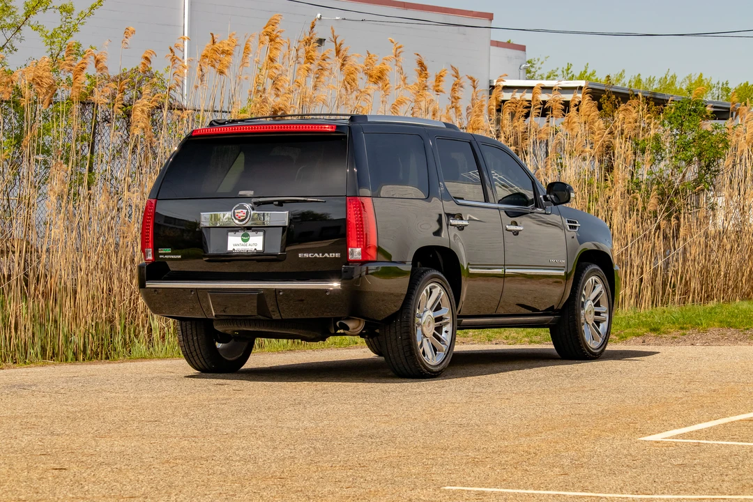 2011 Cadillac Escalade & EXT 3rd Gen - Image 26 of 31