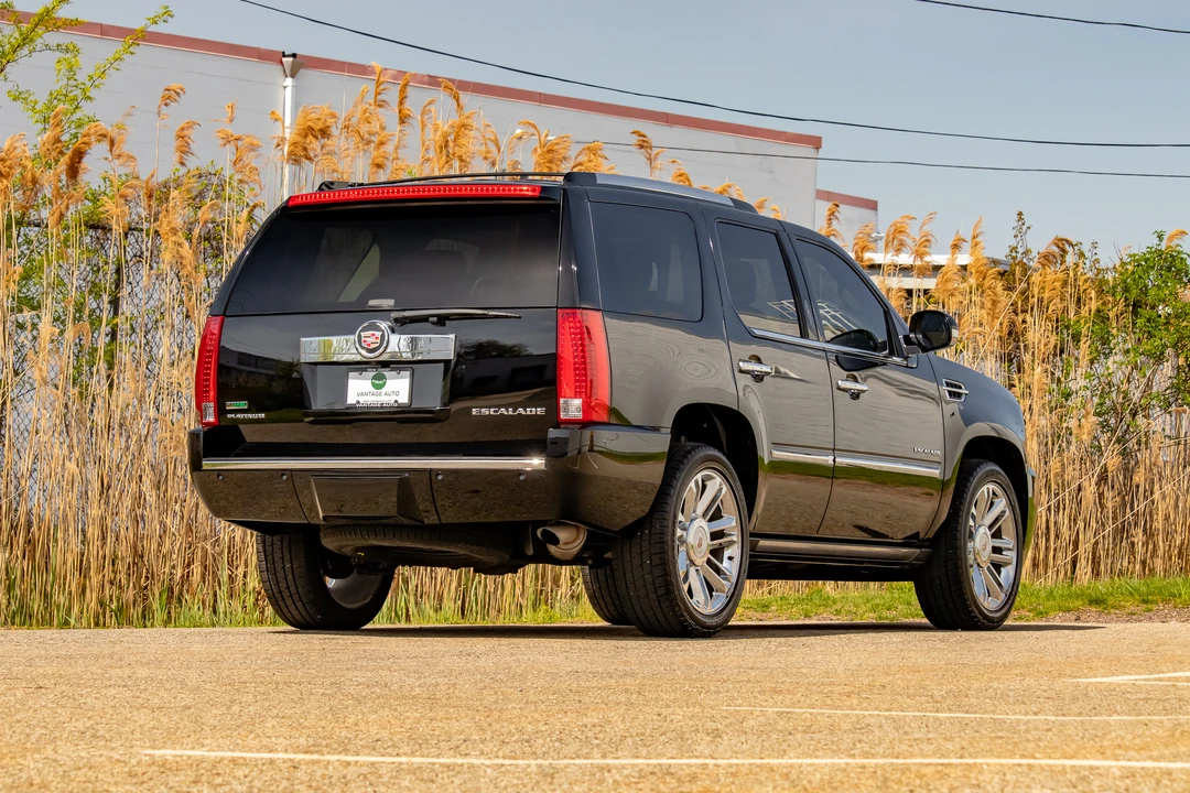 2011 Cadillac Escalade & EXT 3rd Gen - Image 25 of 31