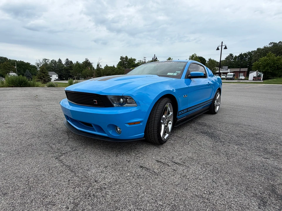 2011 Ford S197 Mustang - Image 5 of 31