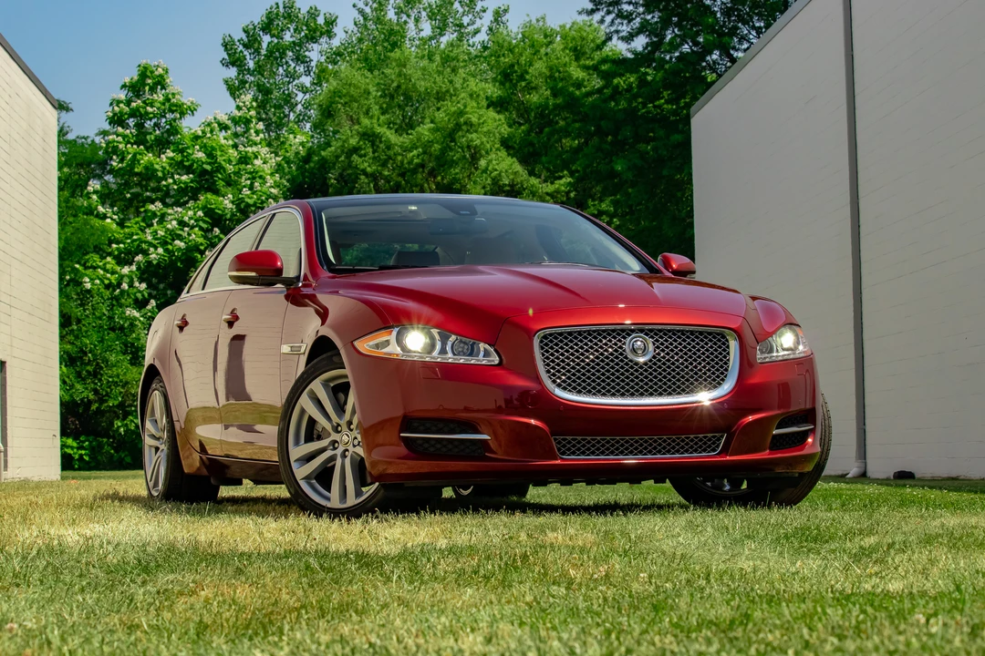 2011 Jaguar X351 XJ - Image 18 of 31