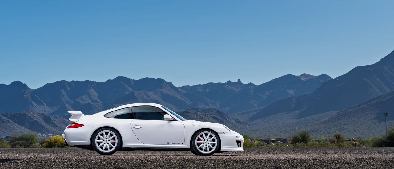 2011 Porsche 997 Carrera GTS - Image 16 of 31